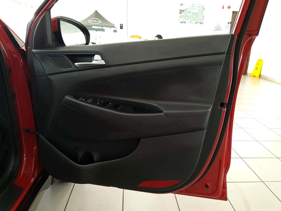 Photo 14 of 20