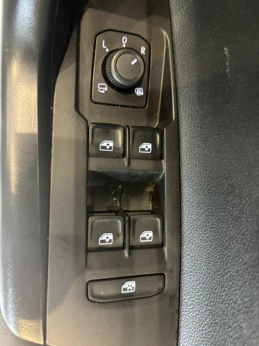 Photo 22 of 25