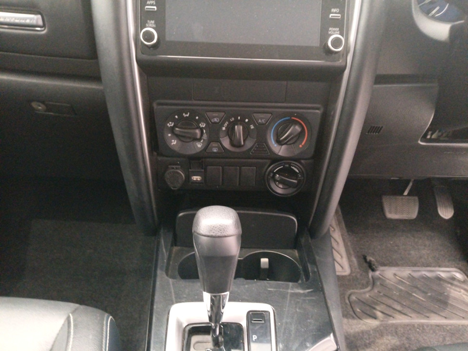Photo 14 of 20