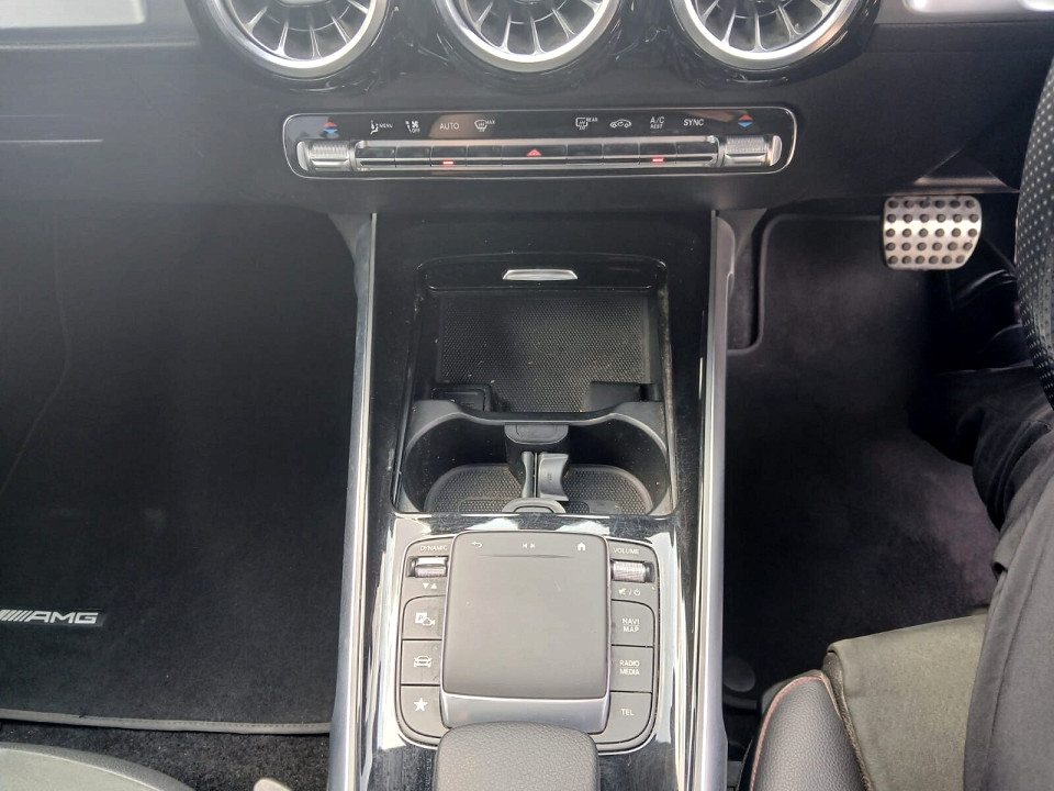 Photo 15 of 21
