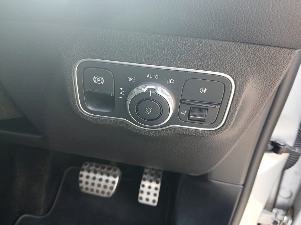 Photo 16 of 21