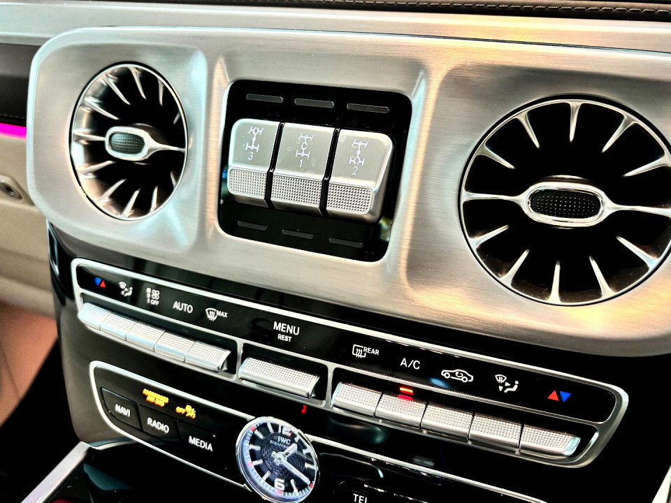 Photo 14 of 21