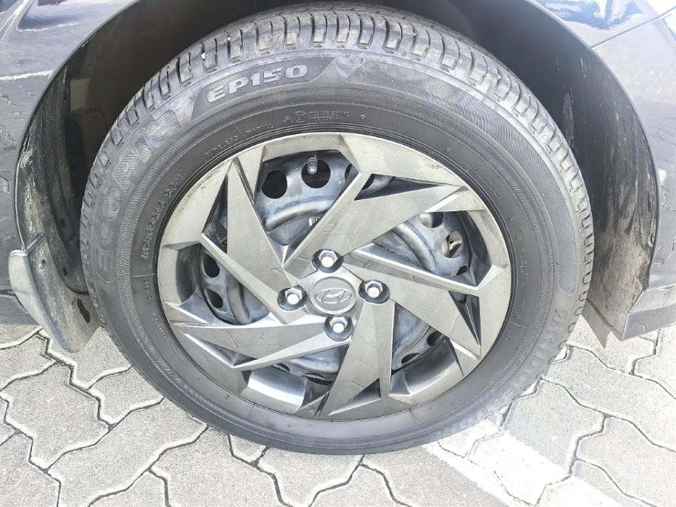 Photo 5 of 20