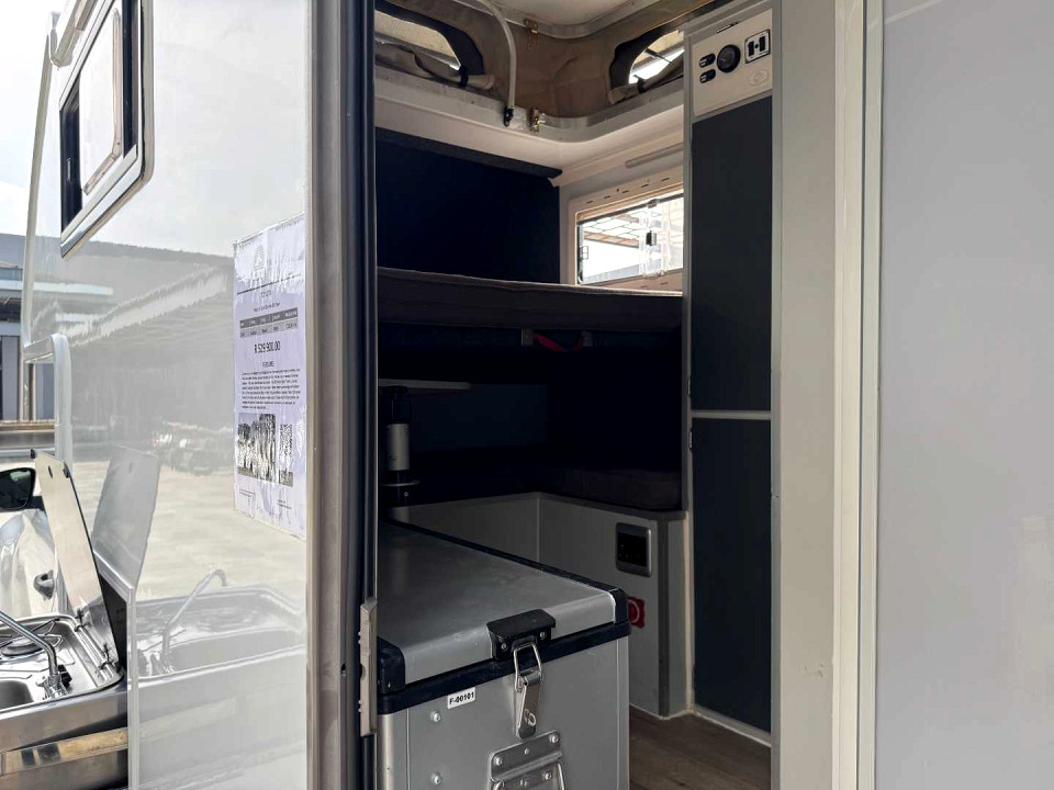 Photo 14 of 20