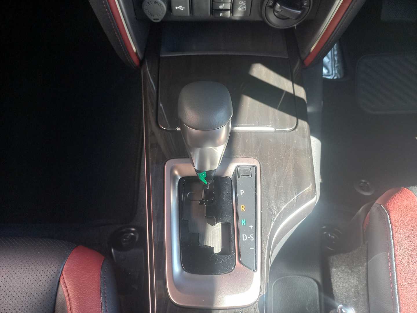 Photo 11 of 21