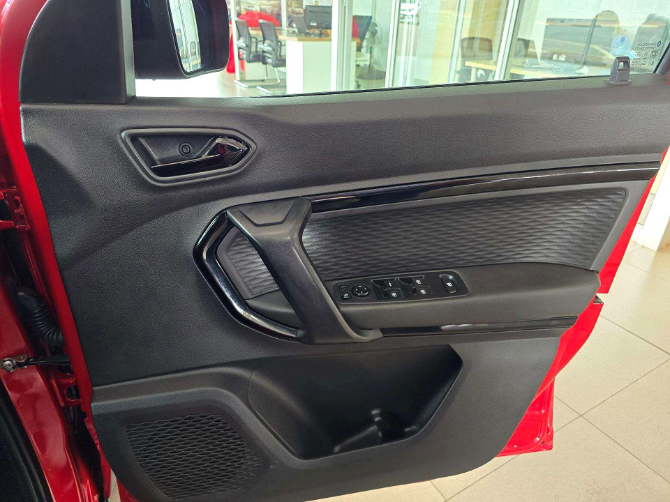 Photo 14 of 20