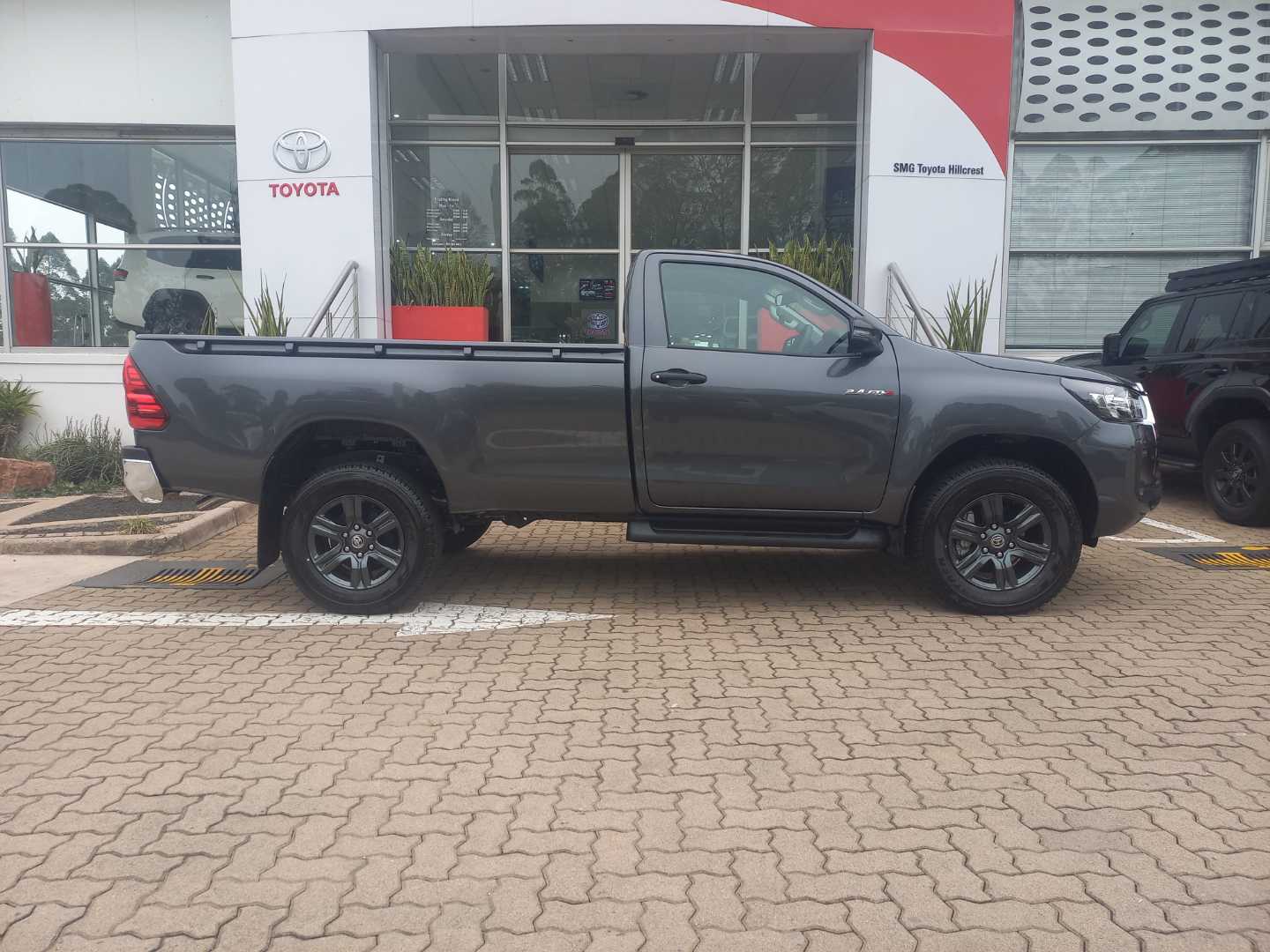Photo 3 of 14