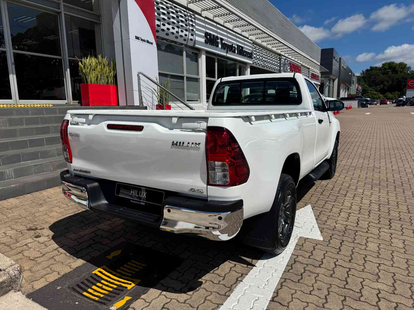 Photo 4 of 19