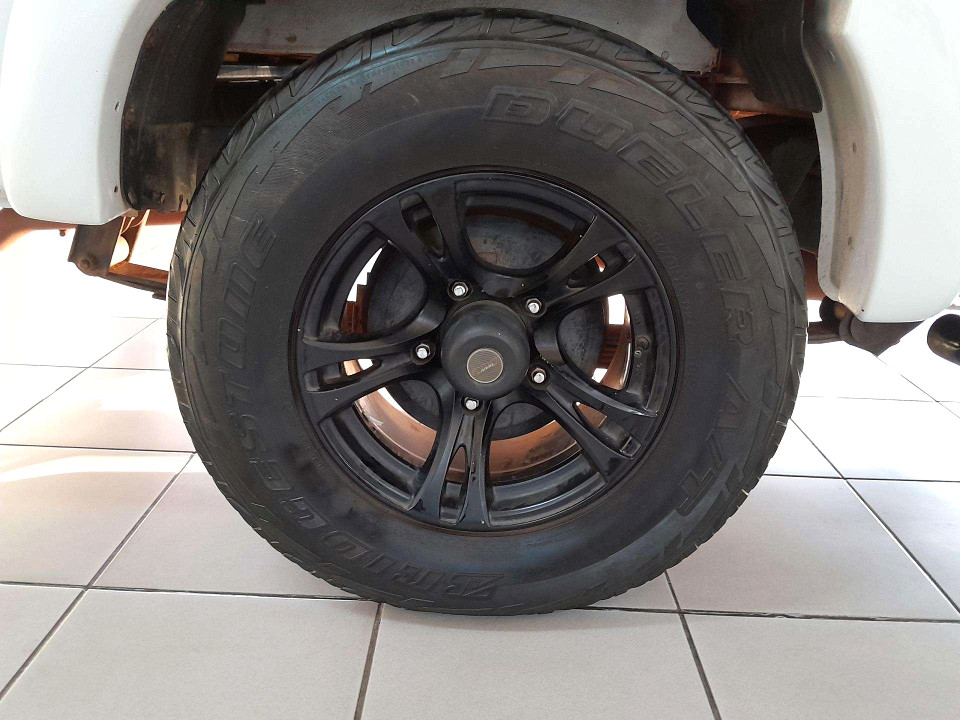 Photo 10 of 18