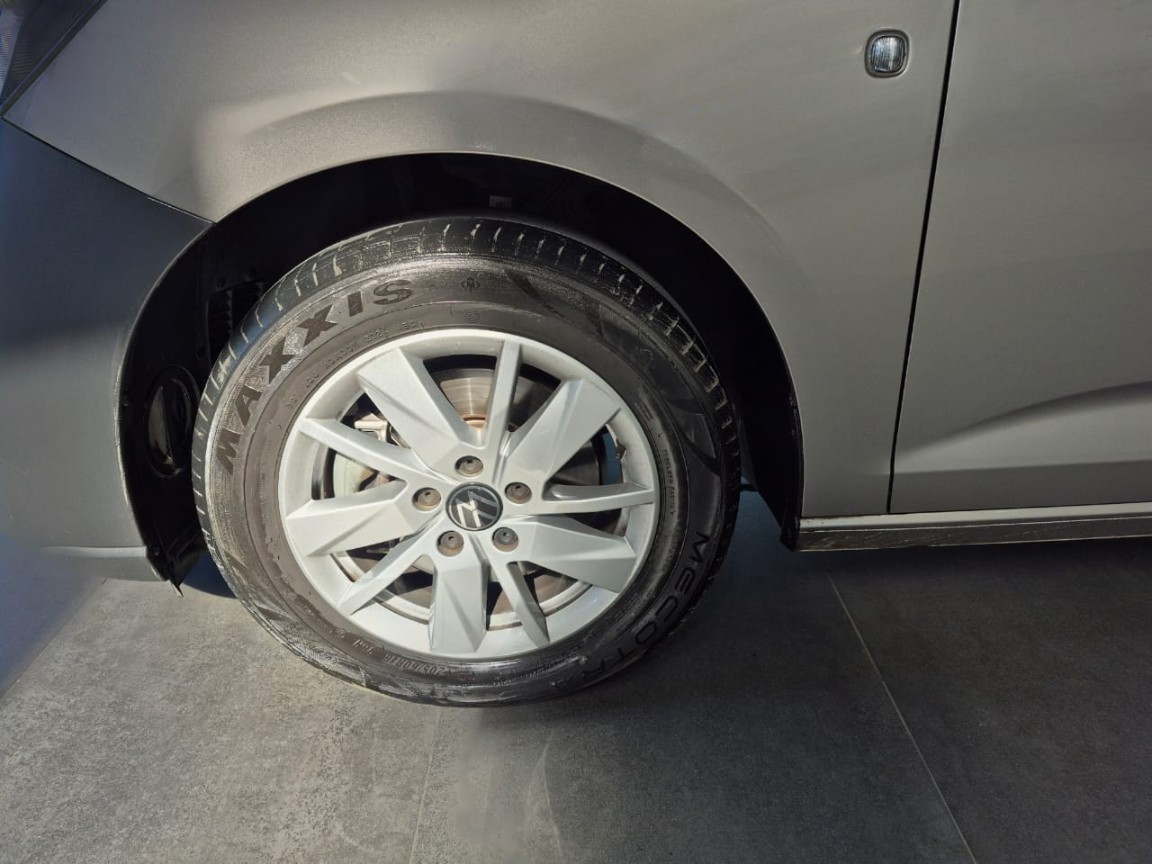 Photo 5 of 17
