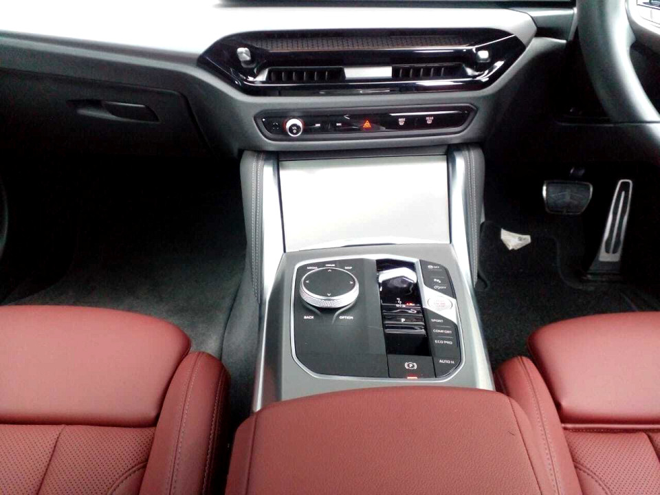 Photo 12 of 20