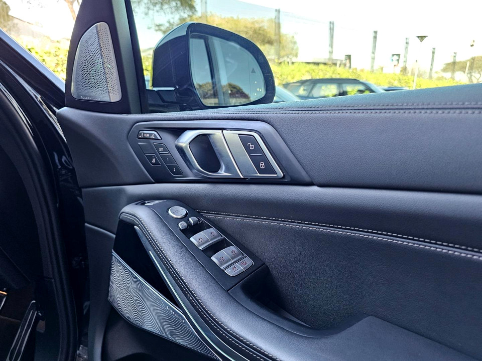 Photo 9 of 11