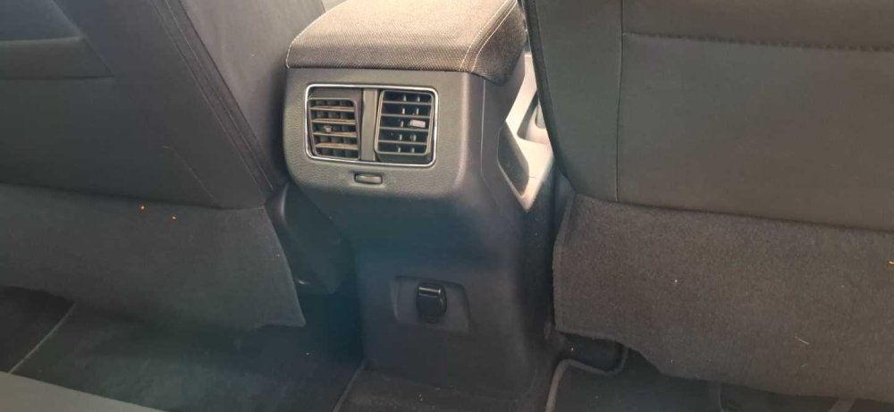 Photo 18 of 20
