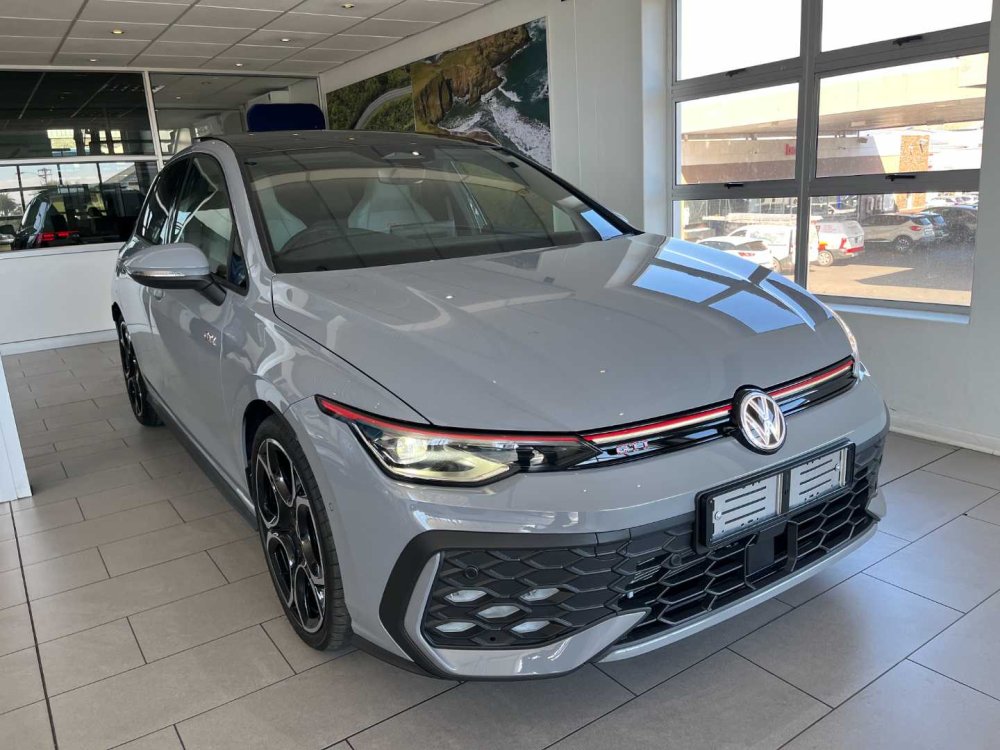Photo 8 of 17