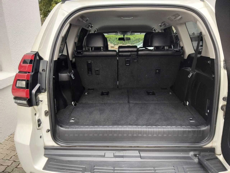 Photo 10 of 20