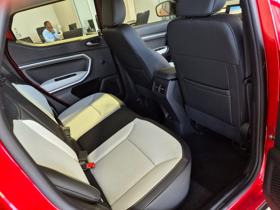 Photo 18 of 26