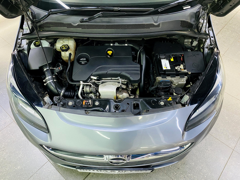 Photo 5 of 25