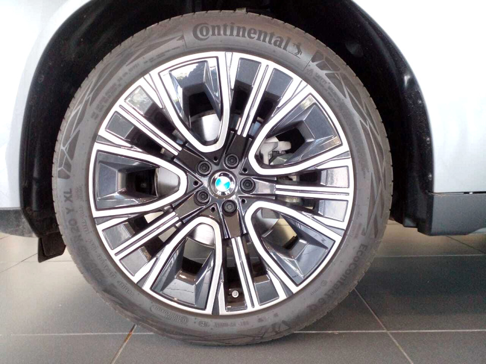 Photo 10 of 20