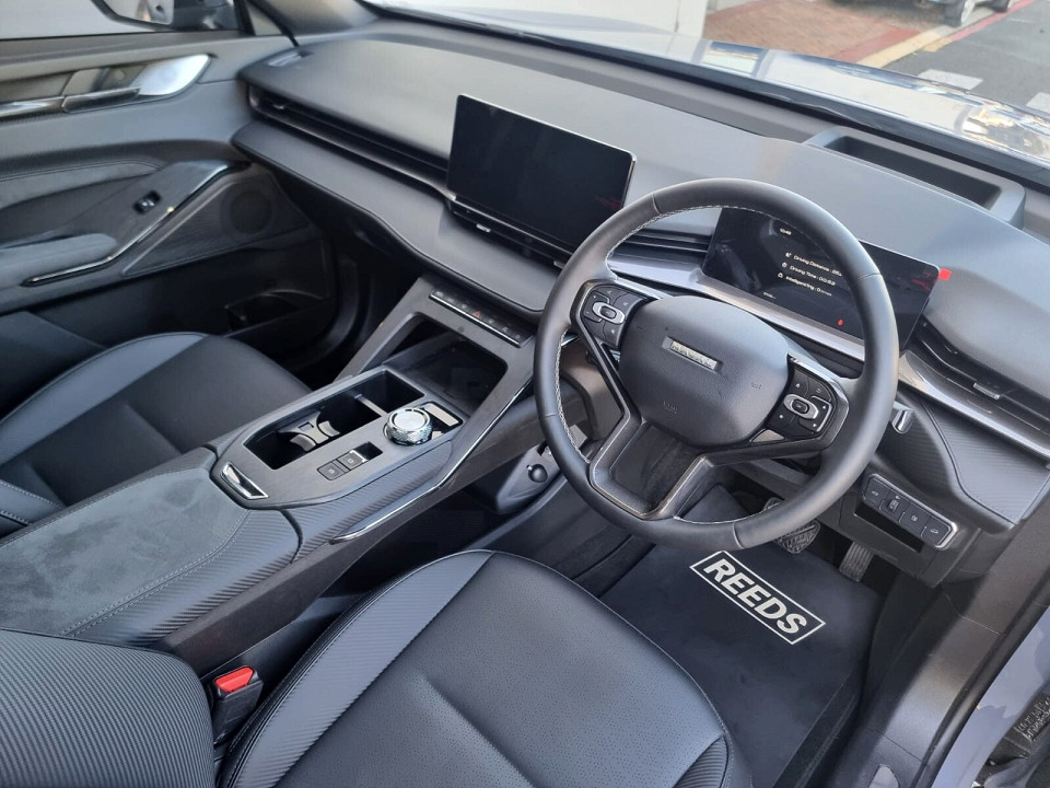 Photo 12 of 21