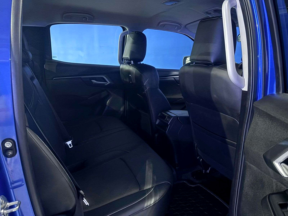 Photo 13 of 24