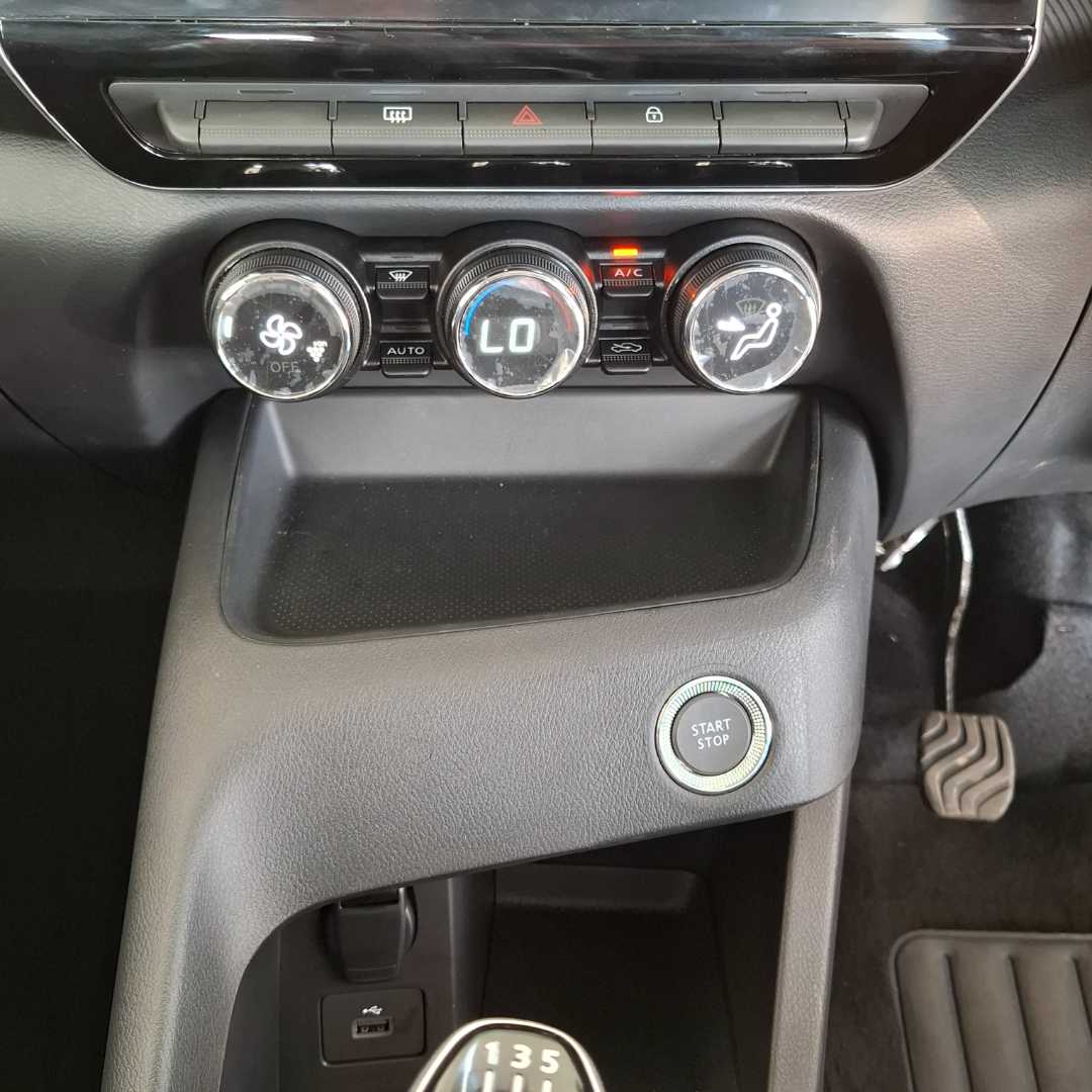 Photo 16 of 21