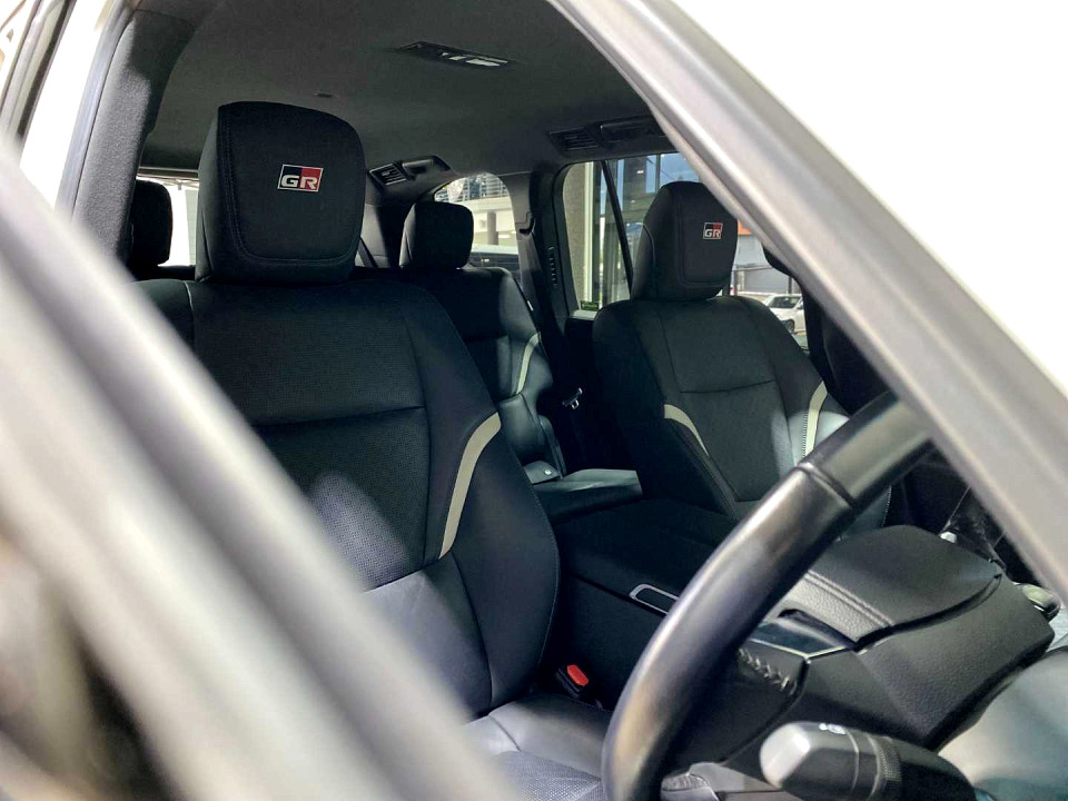 Photo 11 of 20