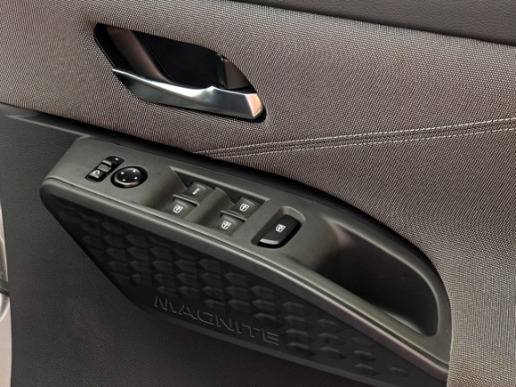 Photo 15 of 21