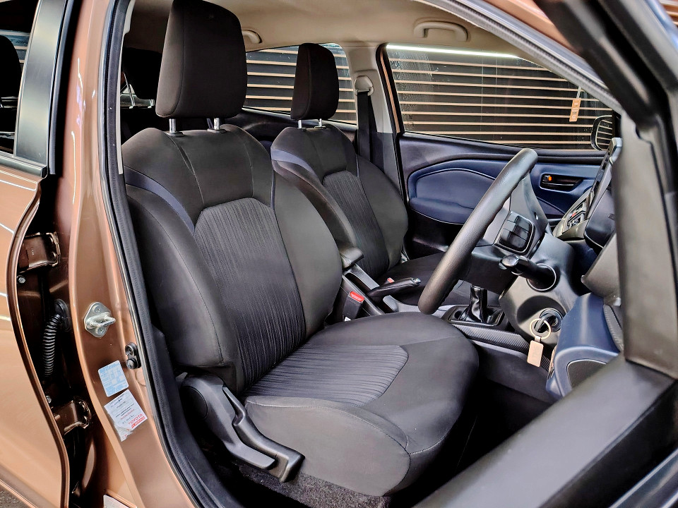 Photo 23 of 32