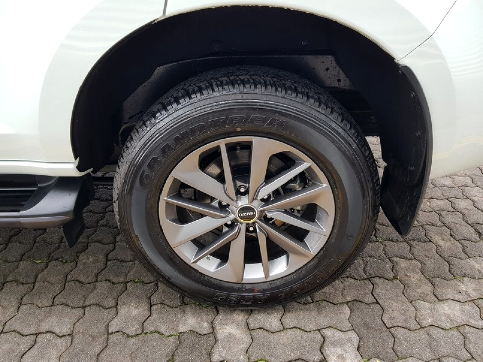 Photo 6 of 18