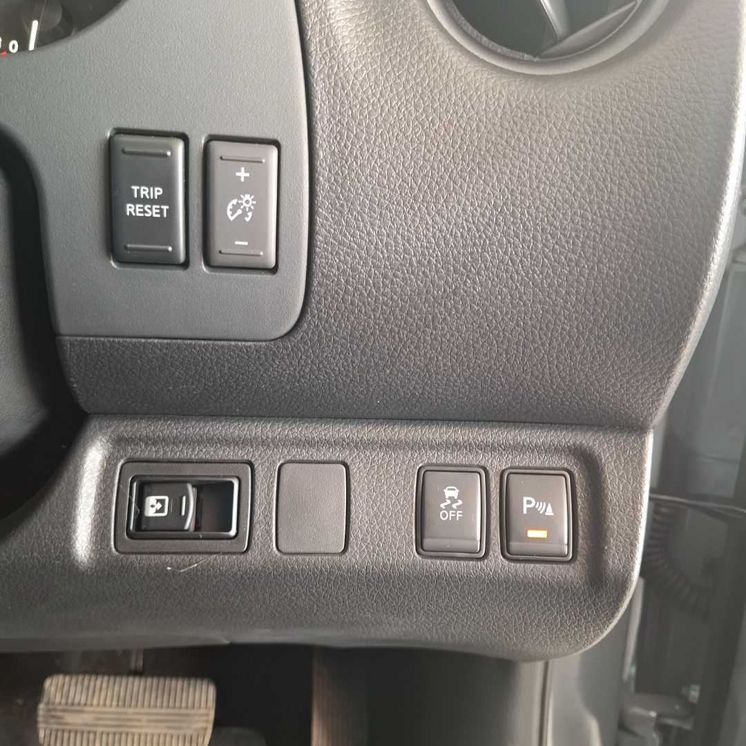 Photo 17 of 25