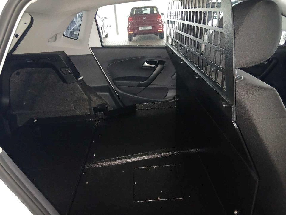 Photo 18 of 21