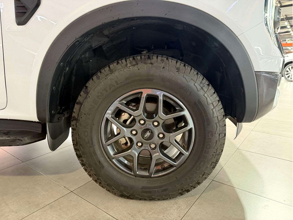 Photo 5 of 18