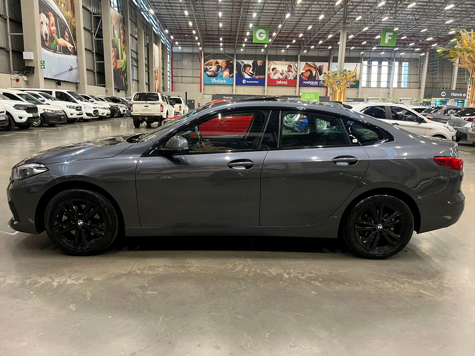 Photo 4 of 14