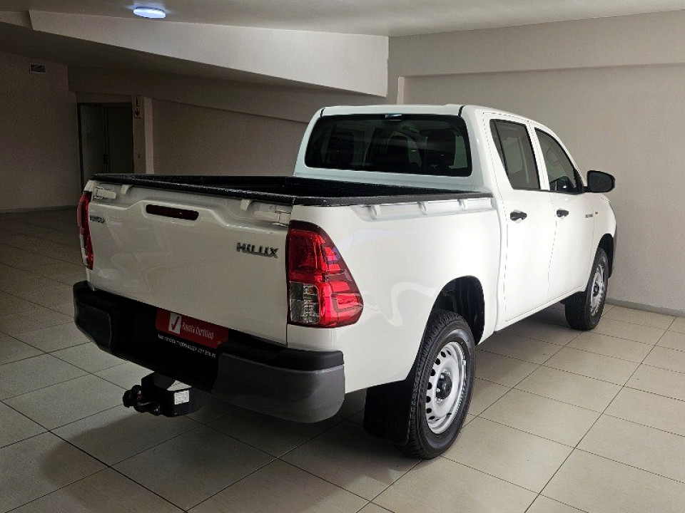 Photo 4 of 12