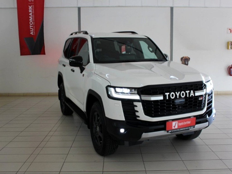 Photo 13 of 17