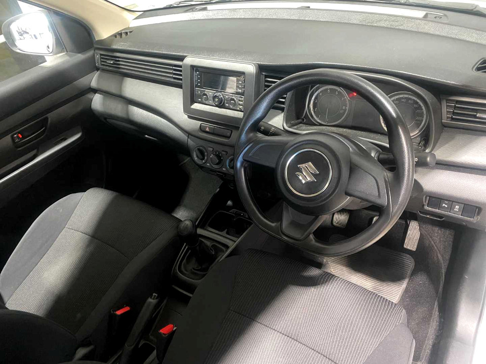 Photo 11 of 20
