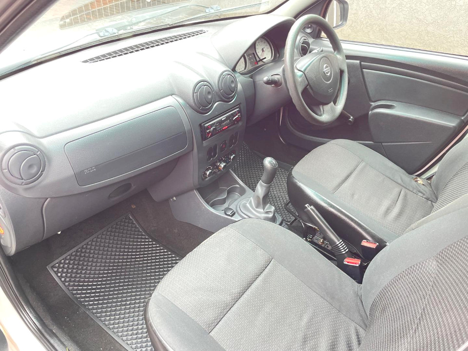 Photo 11 of 13