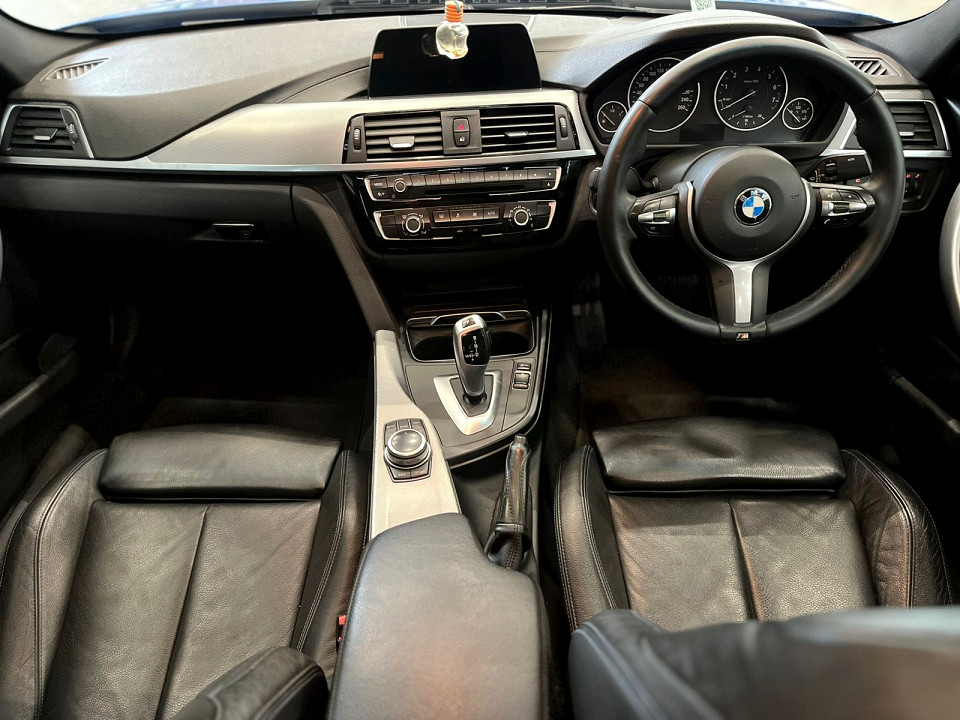 Photo 12 of 14