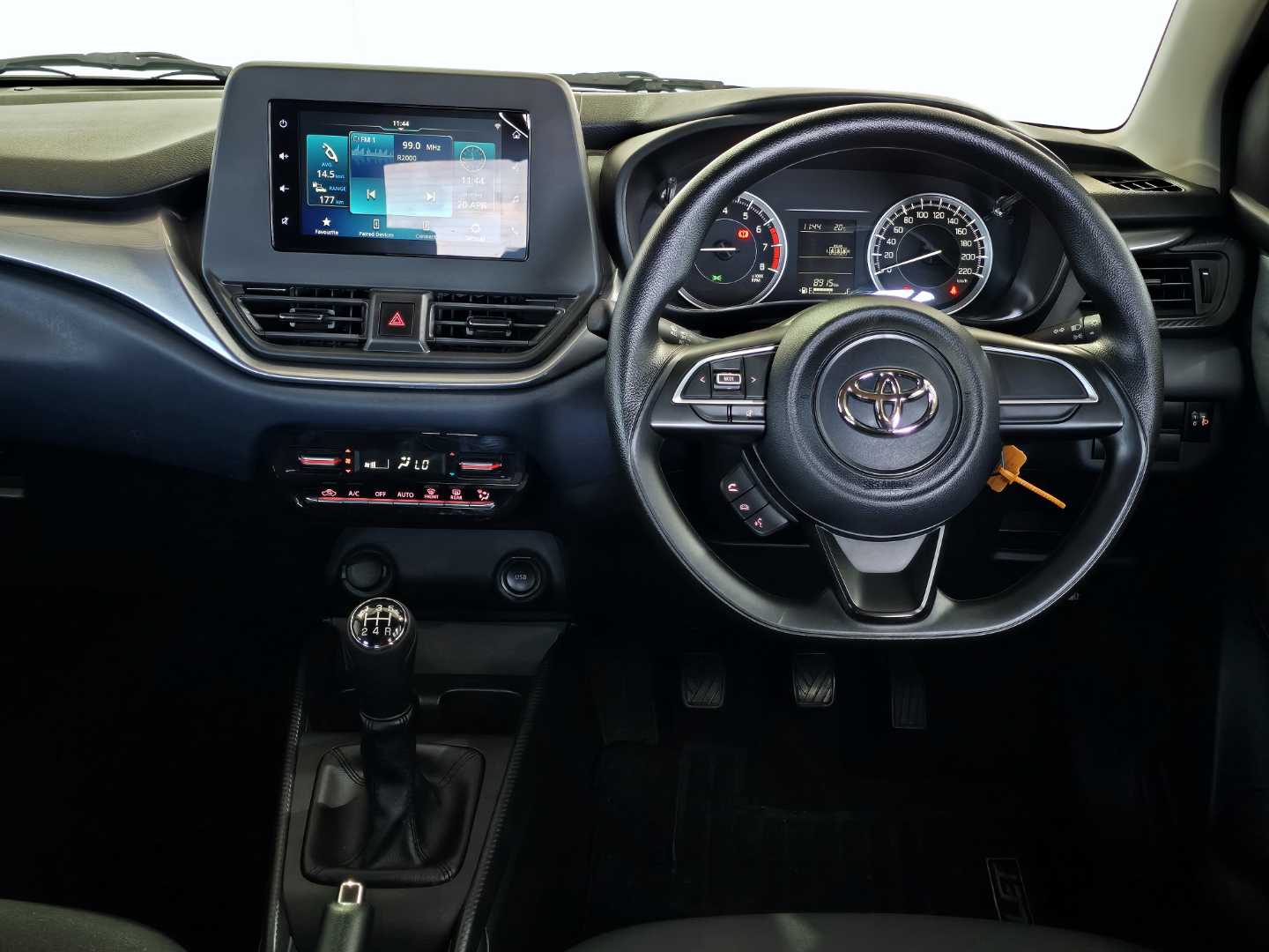 Photo 7 of 23