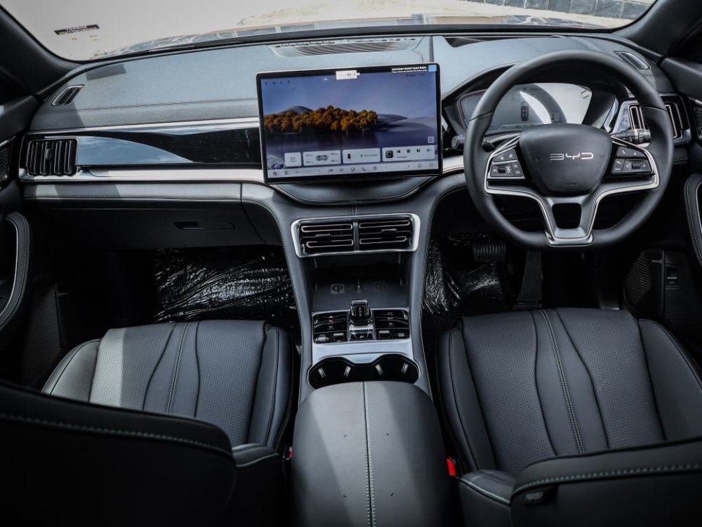 Photo 21 of 24