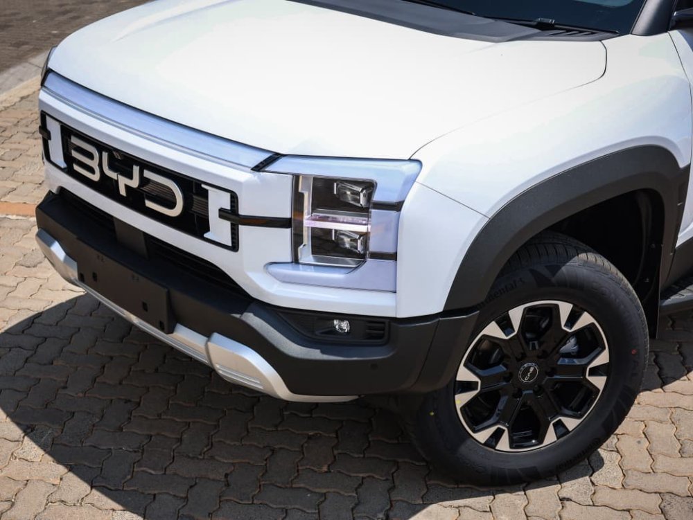 Photo 2 of 23