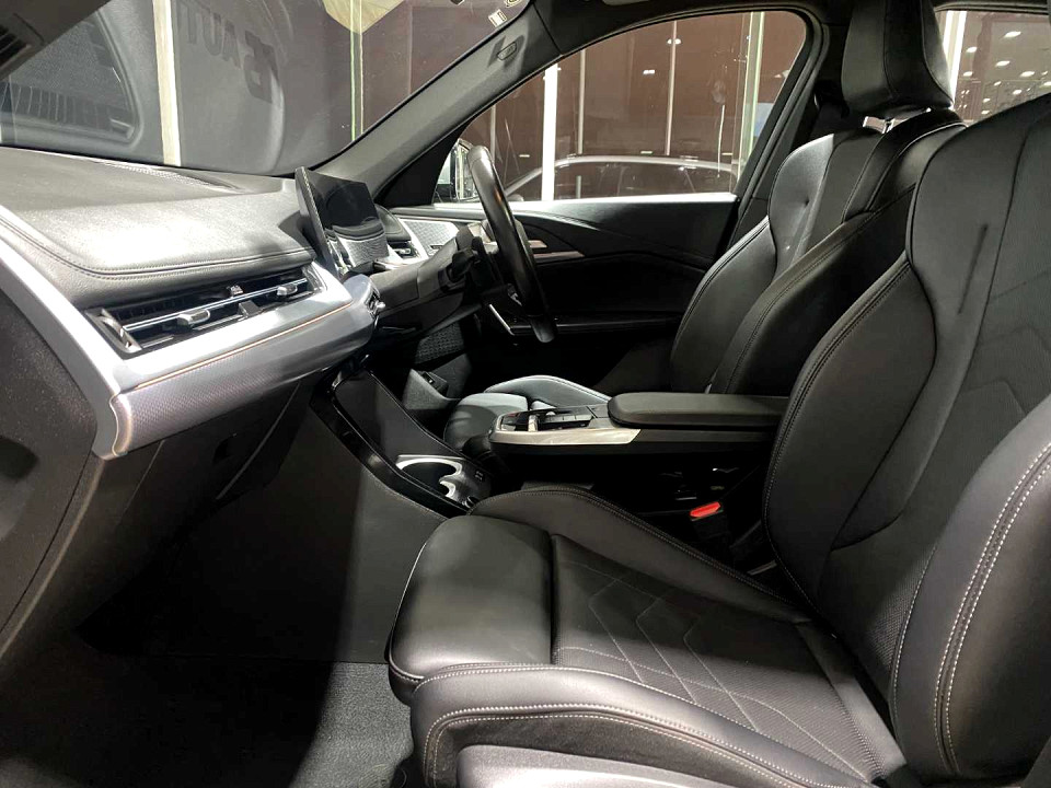 Photo 8 of 20