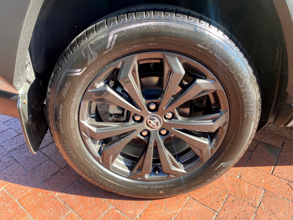 Photo 18 of 20