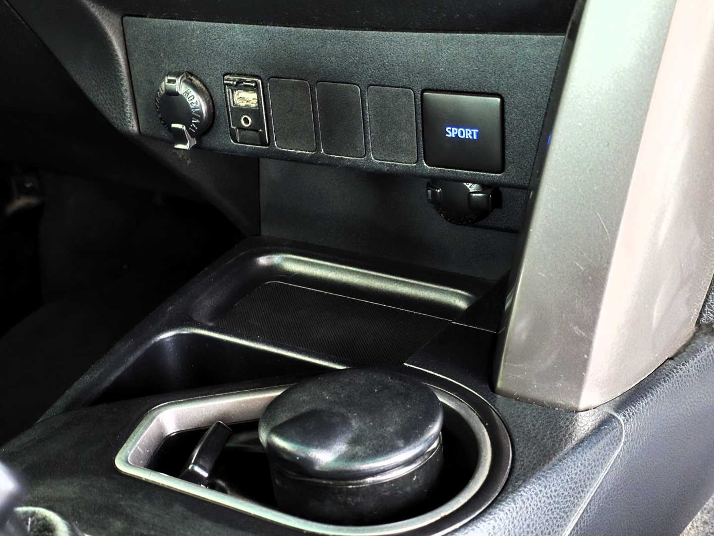 Photo 4 of 22