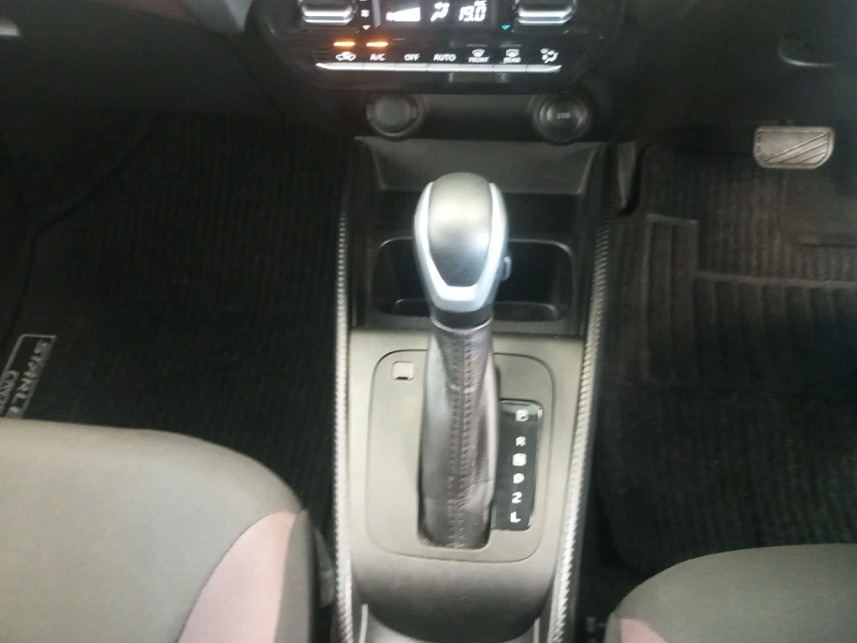 Photo 12 of 21