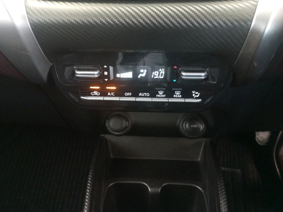Photo 16 of 21