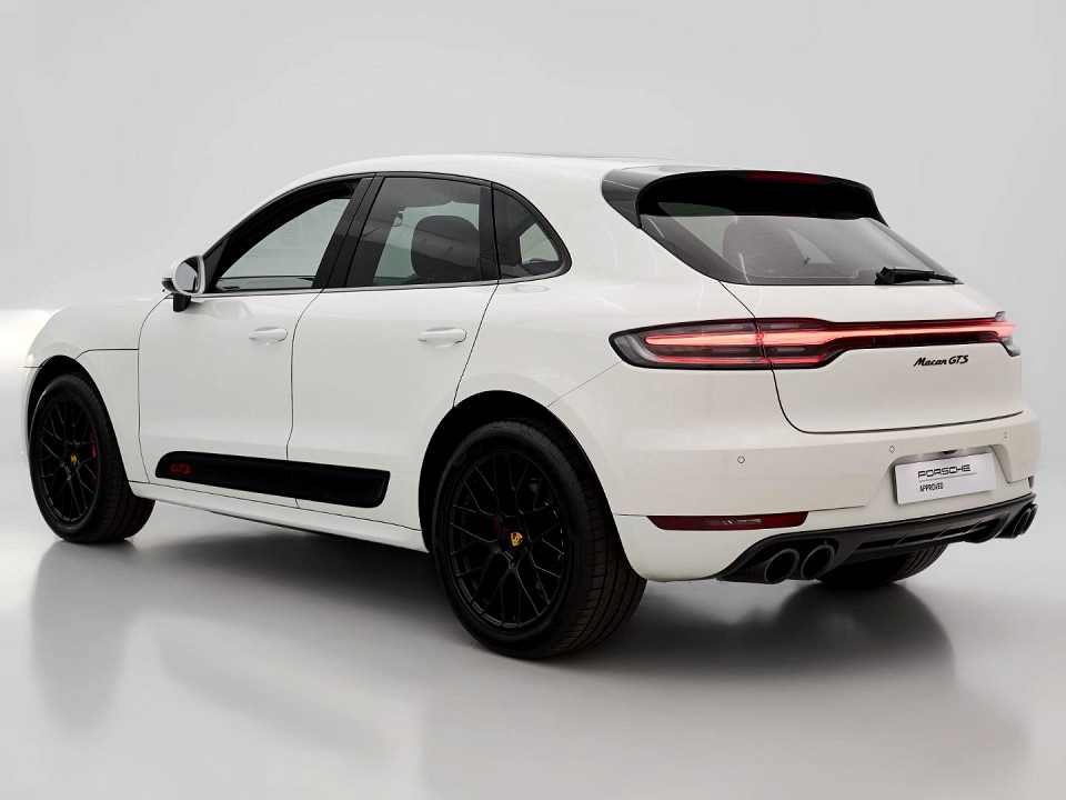 Photo 2 of 19