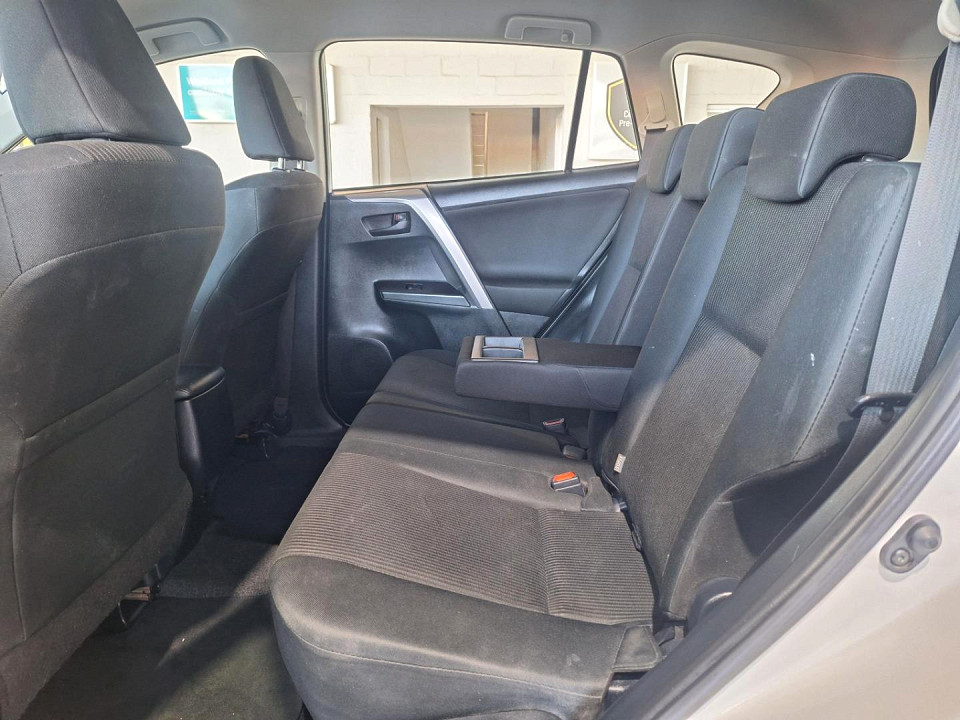 Photo 15 of 25