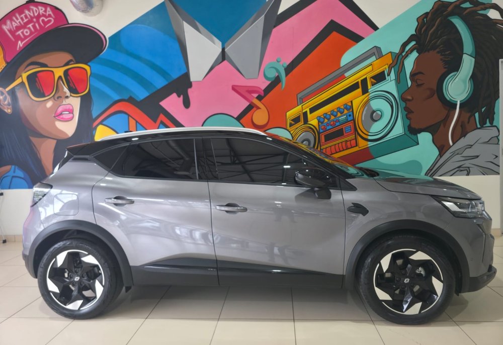 Photo 1 of 18