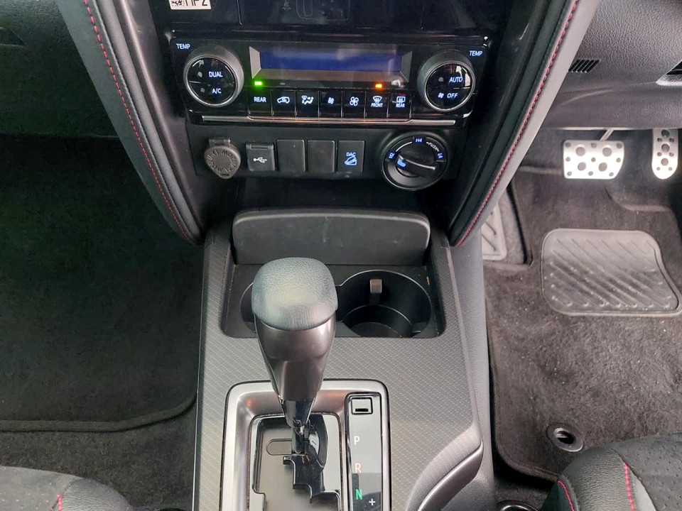 Photo 17 of 23